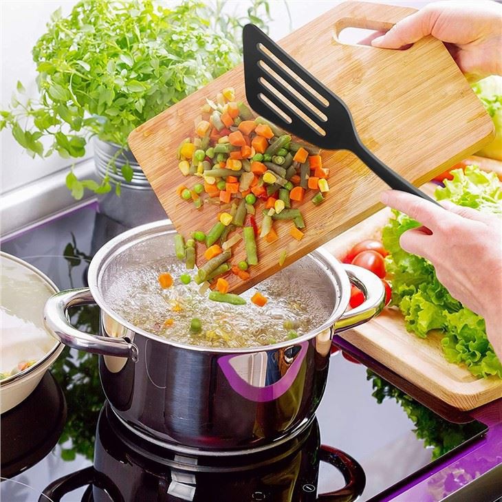 Silicone Turner Factory